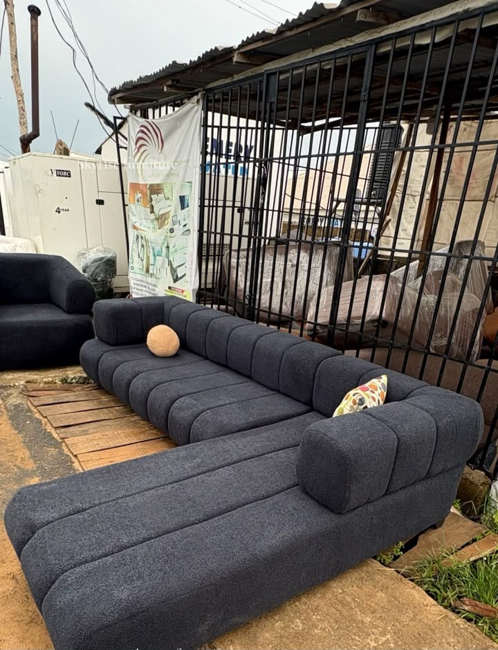 Modern L-Shaped Sofa image 1