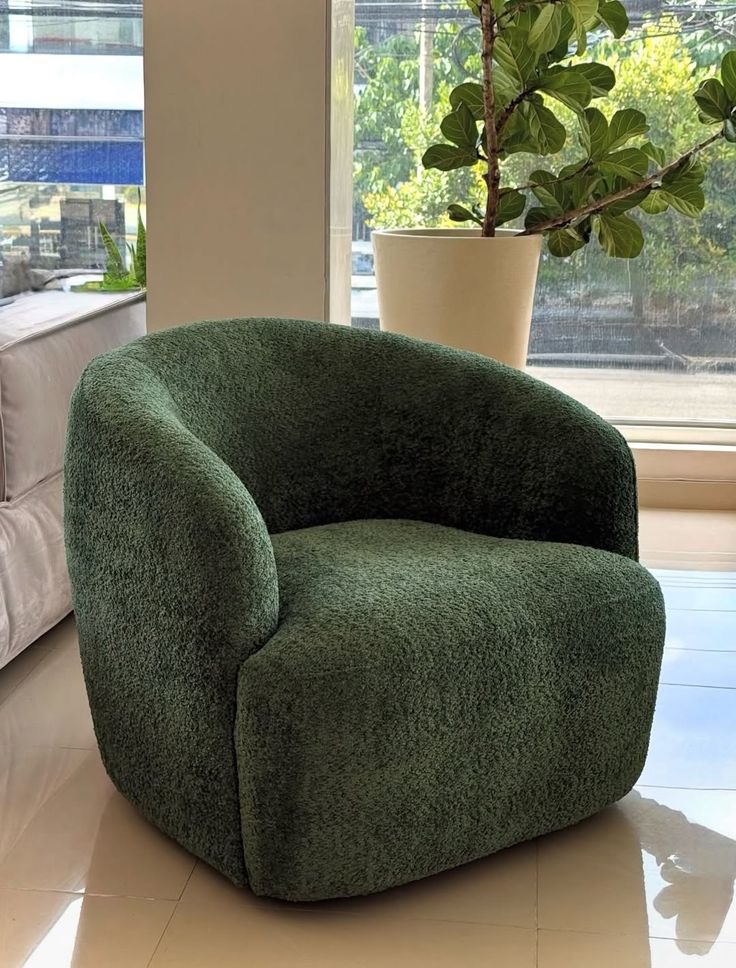 Queen sofa image 1
